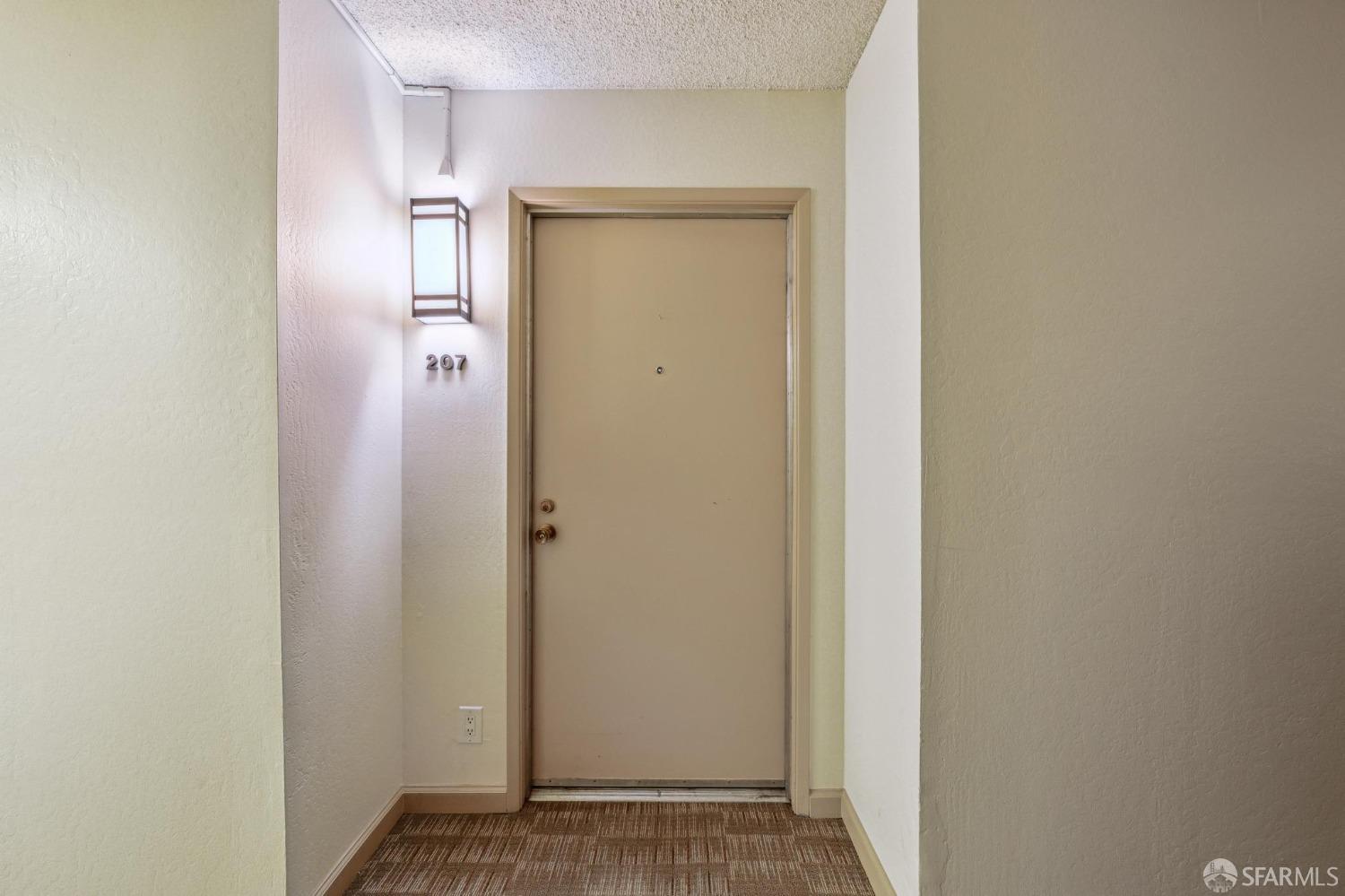 Detail Gallery Image 4 of 67 For 1081 Beach Park Blvd #207,  Foster City,  CA 94404 - 3 Beds | 2 Baths