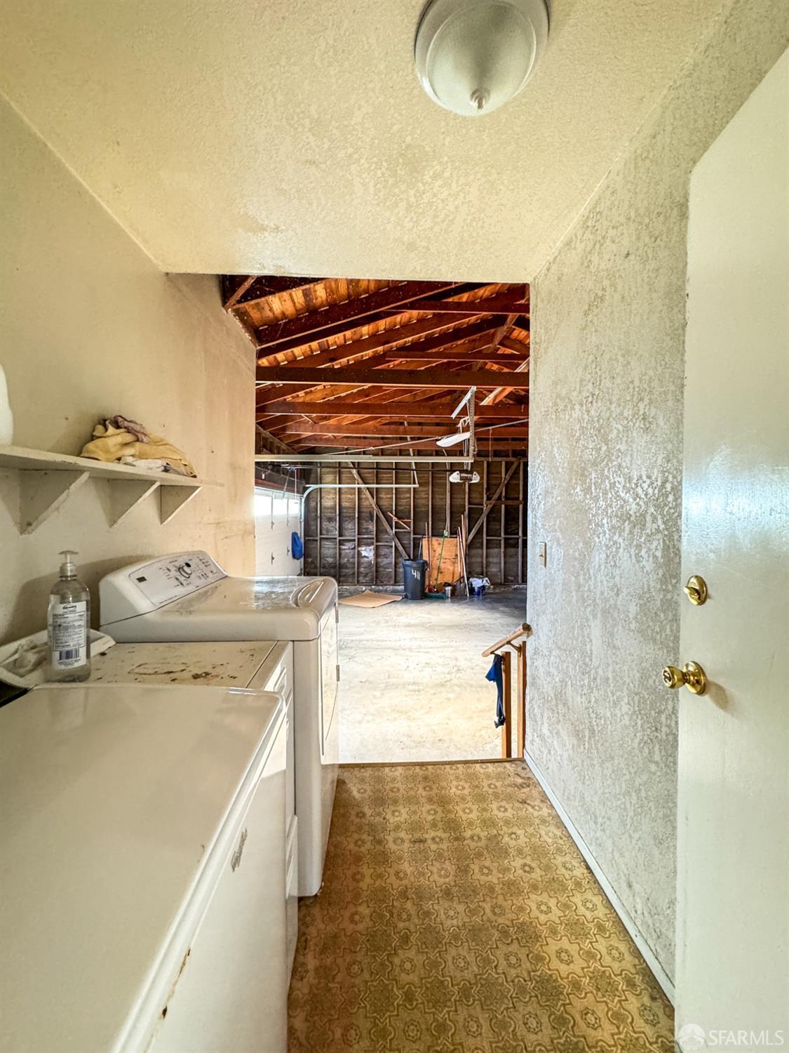 Detail Gallery Image 17 of 21 For 411 Beach Ave, Half Moon Bay,  CA 94019 - 4 Beds | 2 Baths