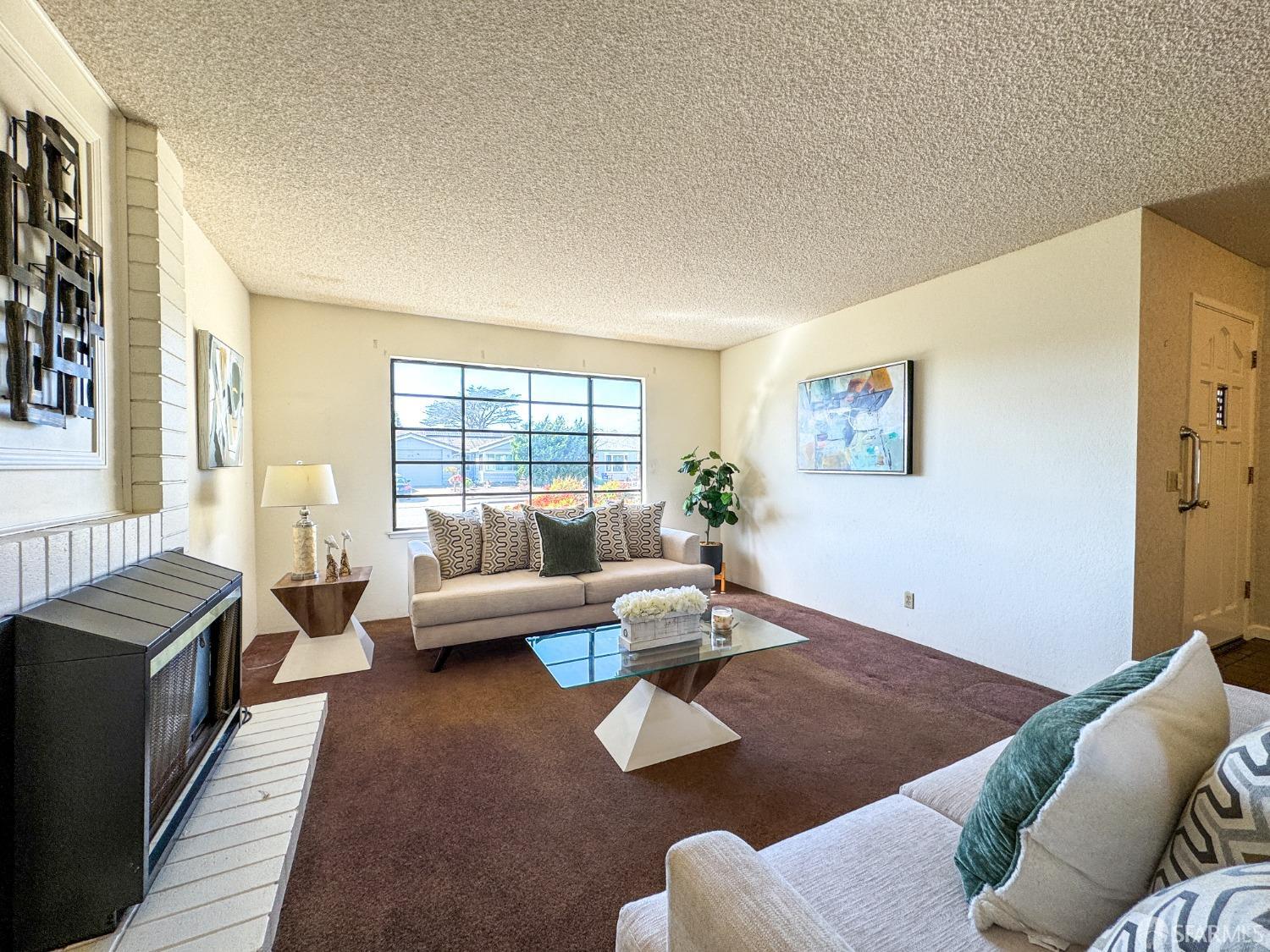 Detail Gallery Image 3 of 21 For 411 Beach Ave, Half Moon Bay,  CA 94019 - 4 Beds | 2 Baths