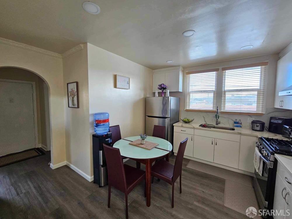 Detail Gallery Image 11 of 17 For 50 Station Ave, Daly City,  CA 94014 - 4 Beds | 2 Baths