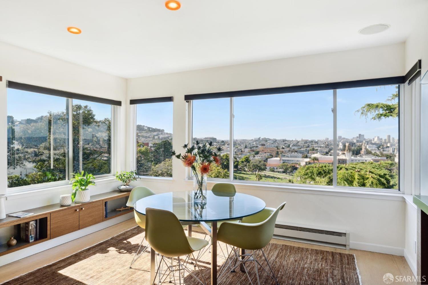 Photo #6: 424039549 Listing 