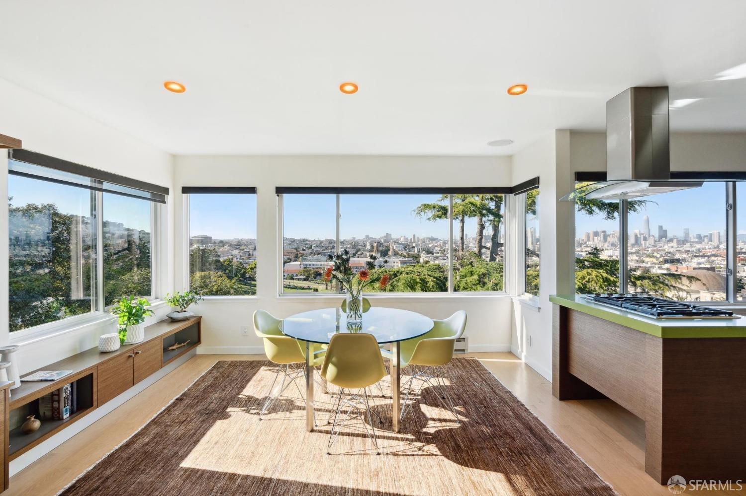 Photo #5: 424039549 Listing 