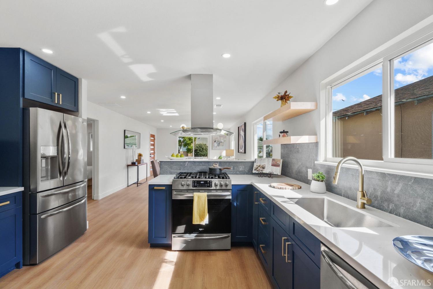 Detail Gallery Image 1 of 1 For 951 Portola Dr, San Leandro,  CA 94578 - 3 Beds | 2 Baths