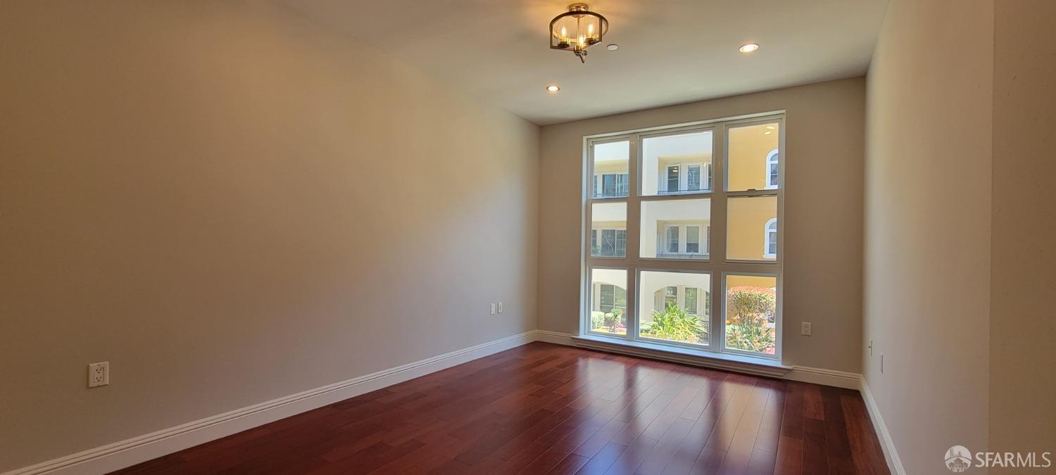 Detail Gallery Image 6 of 13 For 151 El Camino Real #238,  Millbrae,  CA 94030 - 2 Beds | 2 Baths