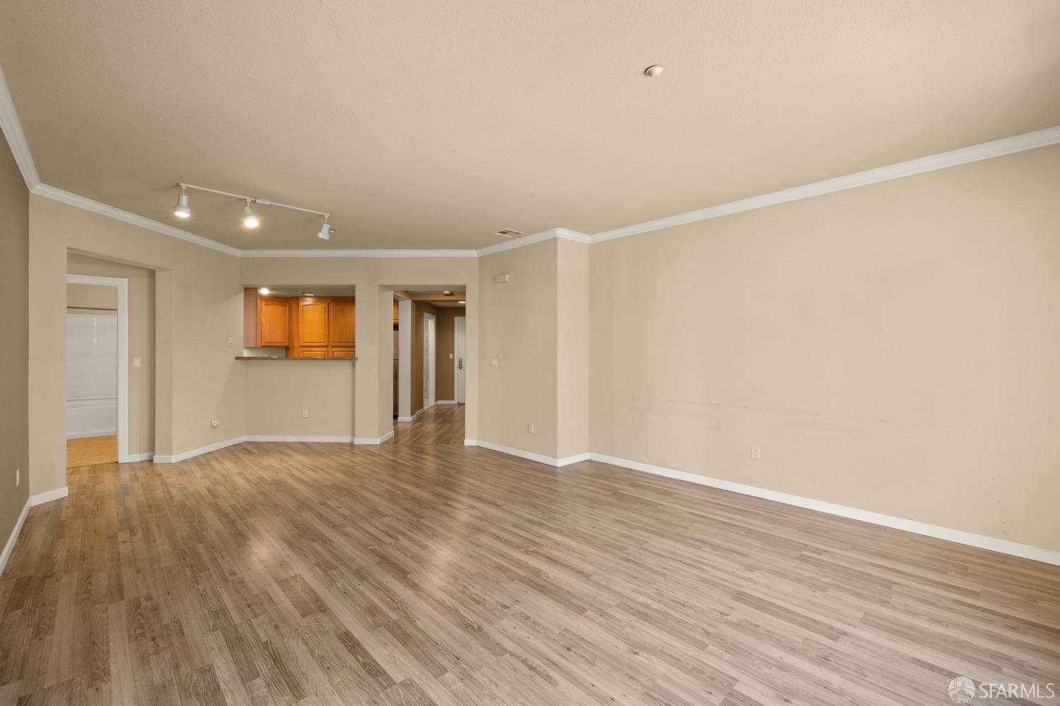 Detail Gallery Image 13 of 37 For 2230 Gellert Blvd #3105,  South San Francisco,  CA 94080 - 3 Beds | 2 Baths