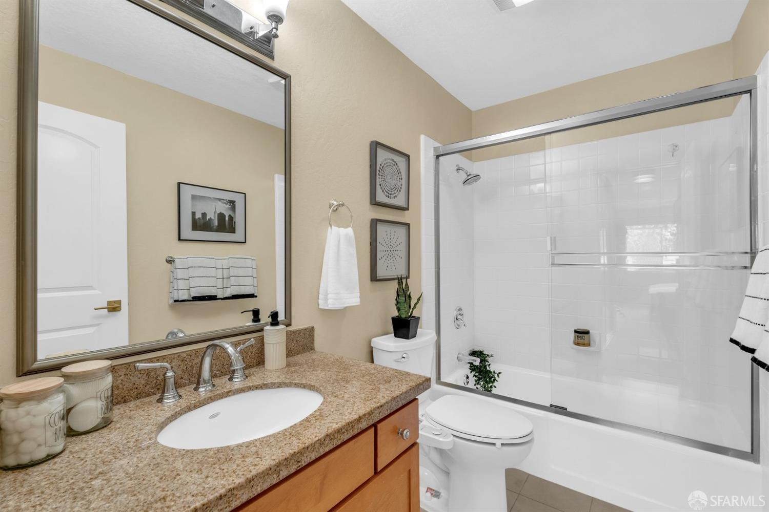 Detail Gallery Image 16 of 44 For 300 Murchison Dr #319,  Millbrae,  CA 94030 - 2 Beds | 2 Baths