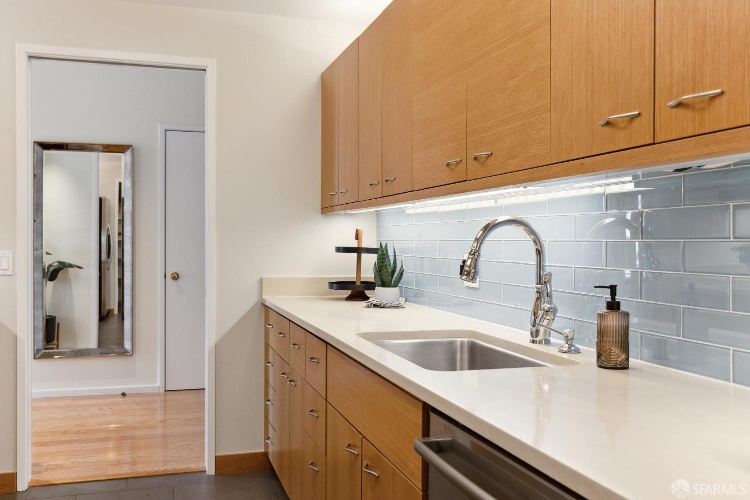 Detail Gallery Image 12 of 42 For 333 Bush St #3804,  San Francisco,  CA 94104 - 2 Beds | 2 Baths