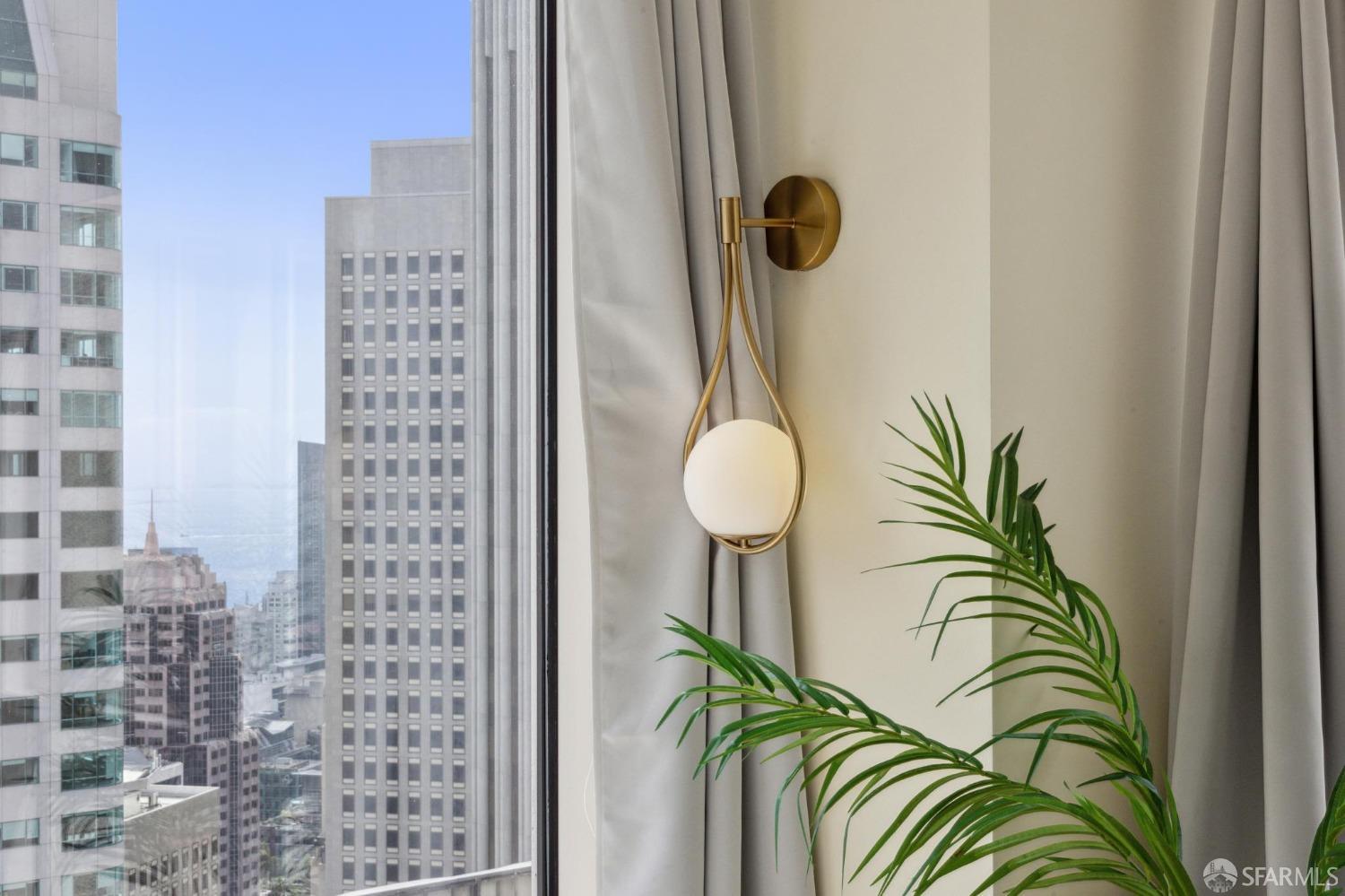 Detail Gallery Image 8 of 42 For 333 Bush St #3804,  San Francisco,  CA 94104 - 2 Beds | 2 Baths