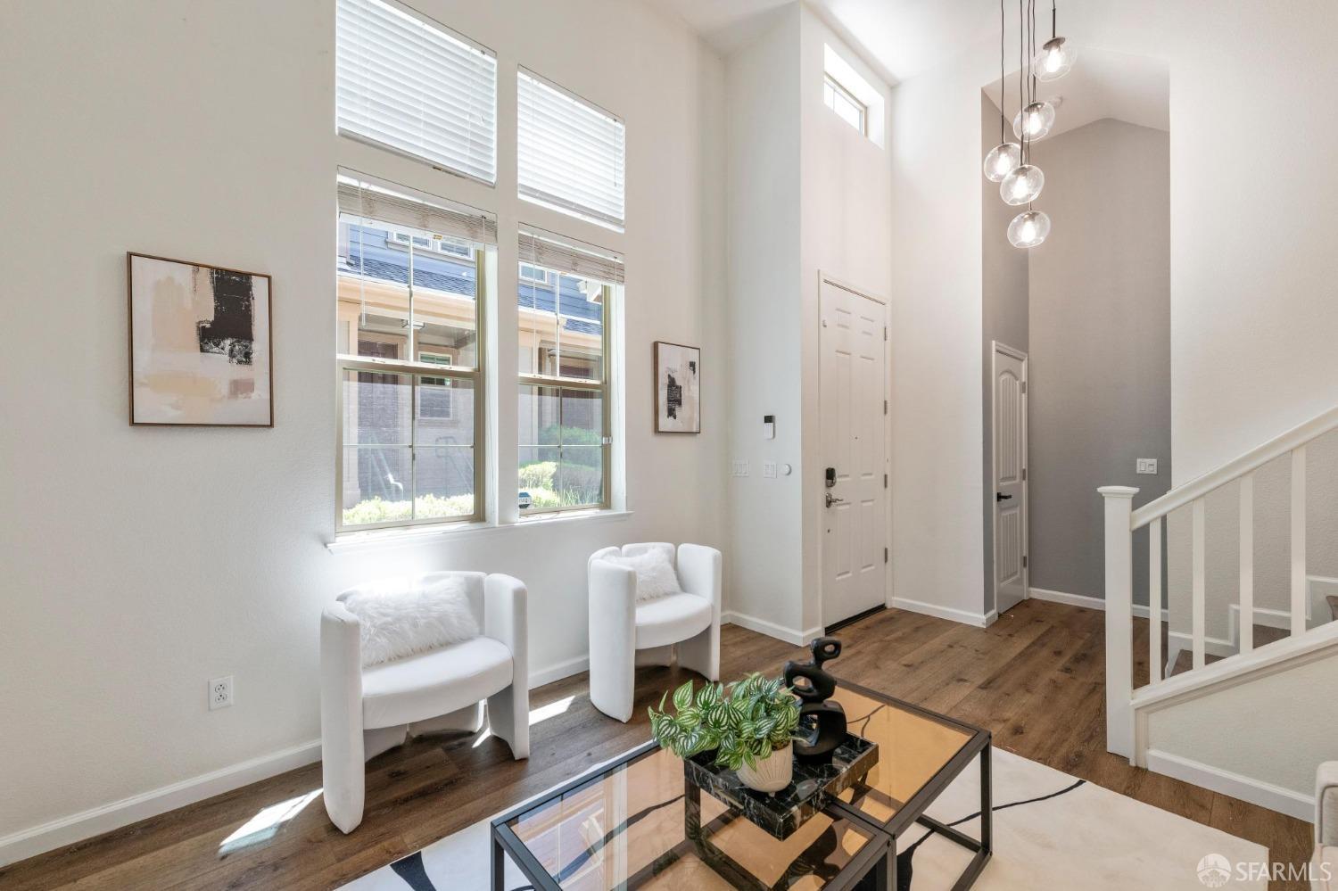 Detail Gallery Image 1 of 1 For 6236 Boulder Ln #4902,  Oakland,  CA 94605 - 3 Beds | 2/1 Baths