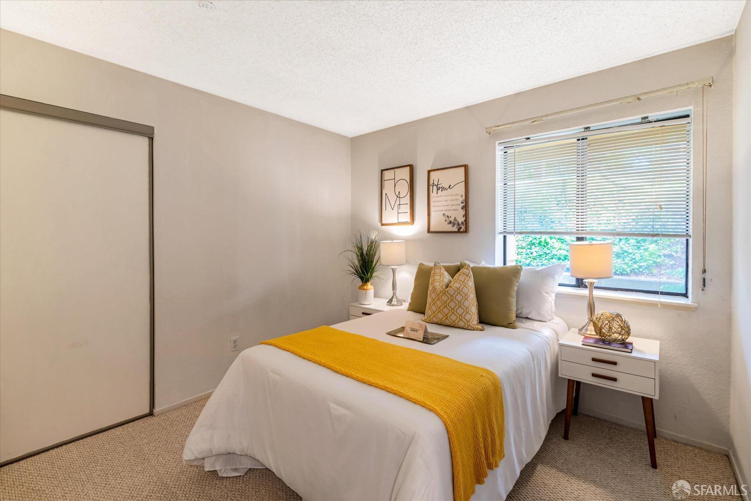 Detail Gallery Image 11 of 29 For 1302 Ridge Ct, San Francisco,  CA 94134 - 3 Beds | 2 Baths