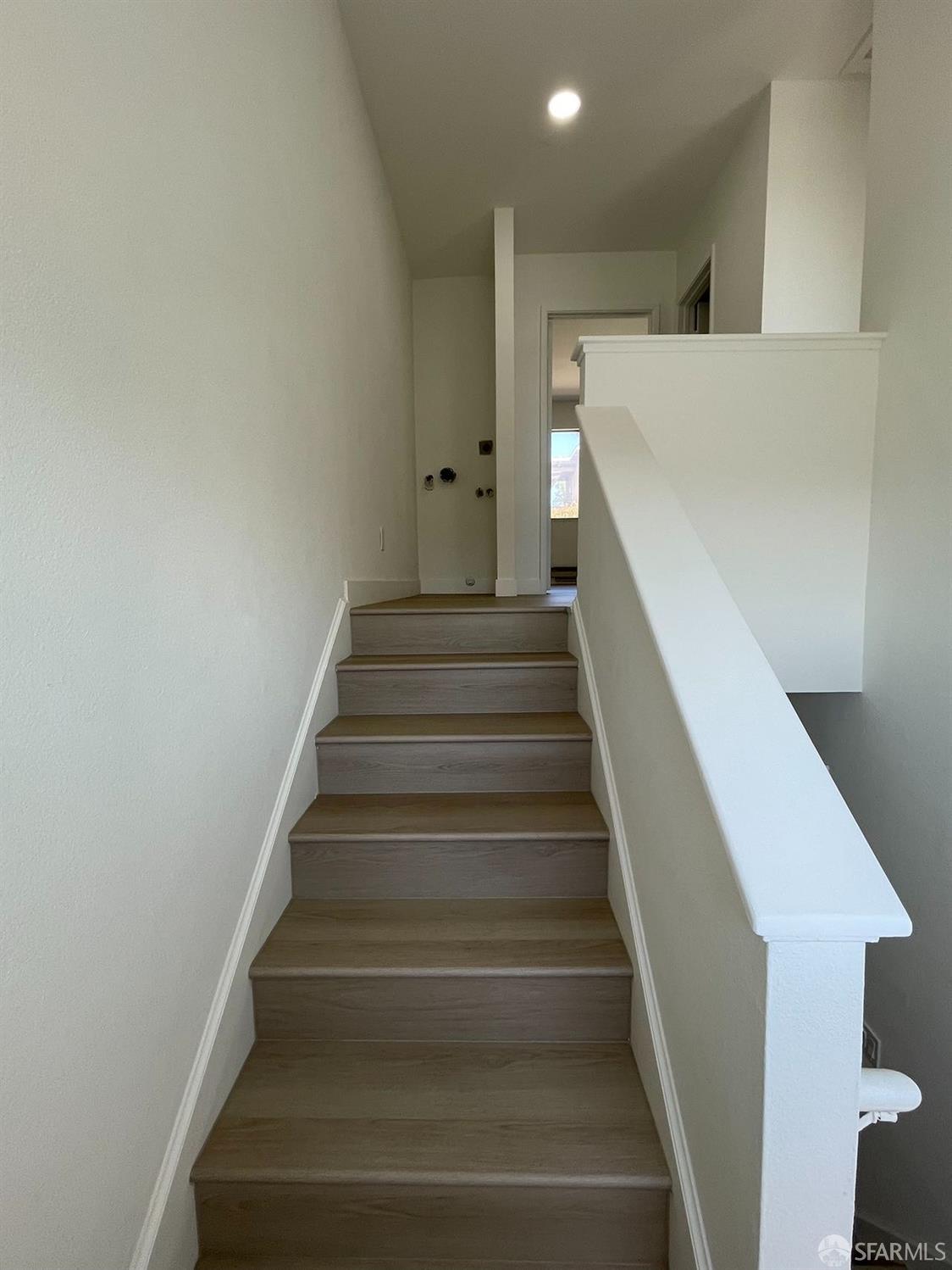 Detail Gallery Image 11 of 25 For 2444 Frances St #3,  Oakland,  CA 94601 - 2 Beds | 1/1 Baths