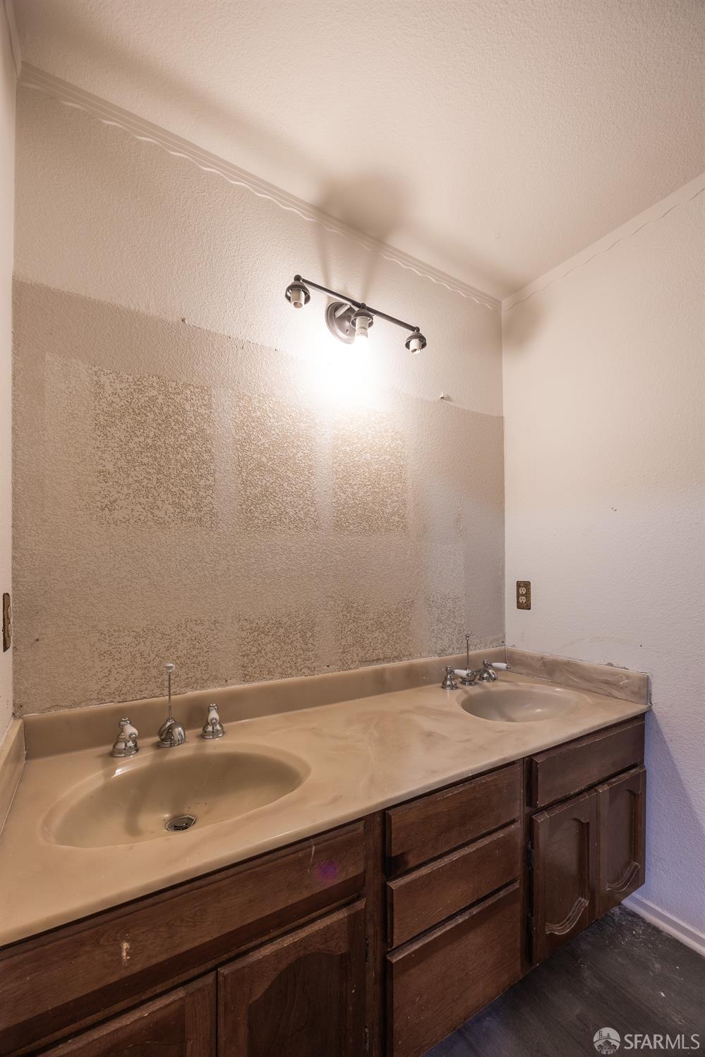 Detail Gallery Image 25 of 40 For 2127 167th Ave, San Leandro,  CA 94578 - 4 Beds | 2/1 Baths
