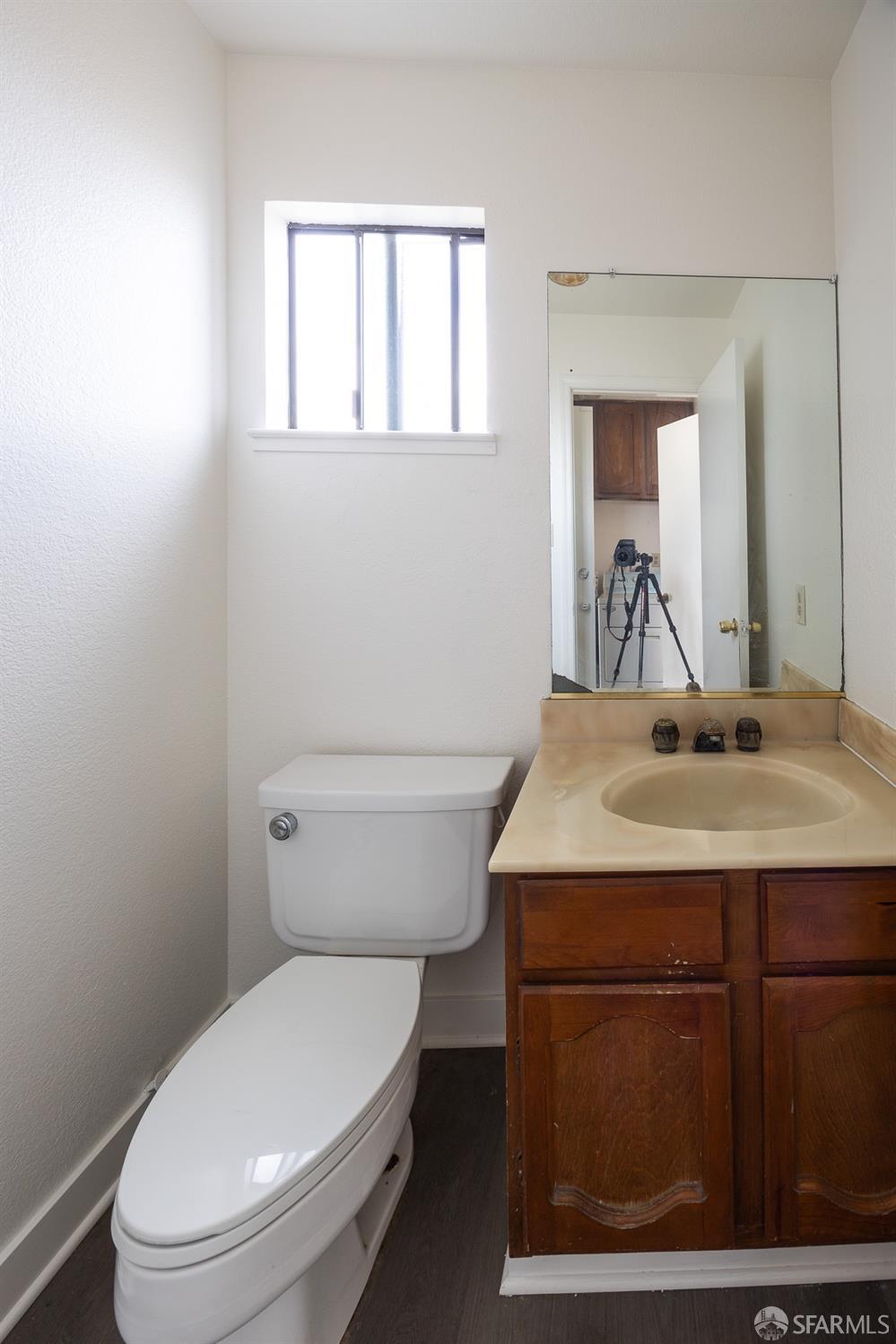 Detail Gallery Image 34 of 40 For 2127 167th Ave, San Leandro,  CA 94578 - 4 Beds | 2/1 Baths