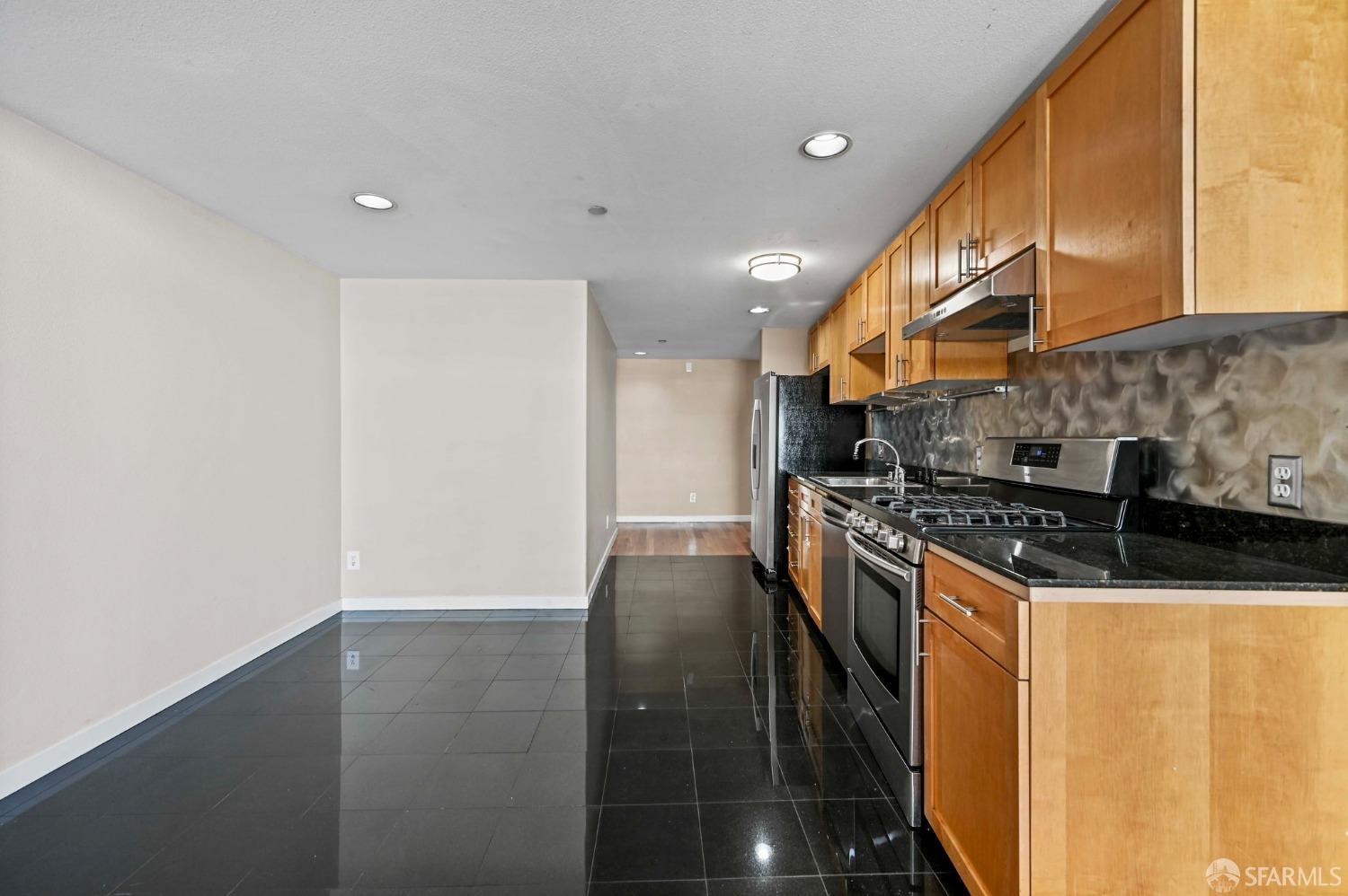 Detail Gallery Image 12 of 26 For 340 6th St #301,  San Francisco,  CA 94103 - 2 Beds | 2 Baths