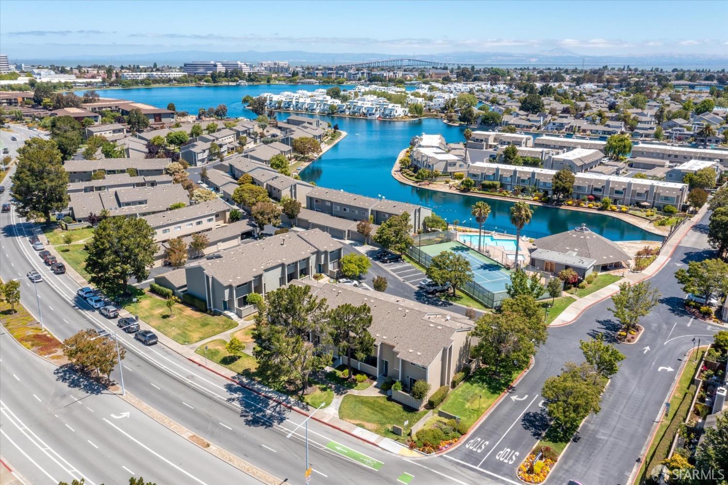 Detail Gallery Image 42 of 58 For 842 Juno Ln #74,  Foster City,  CA 94404 - 3 Beds | 2/1 Baths