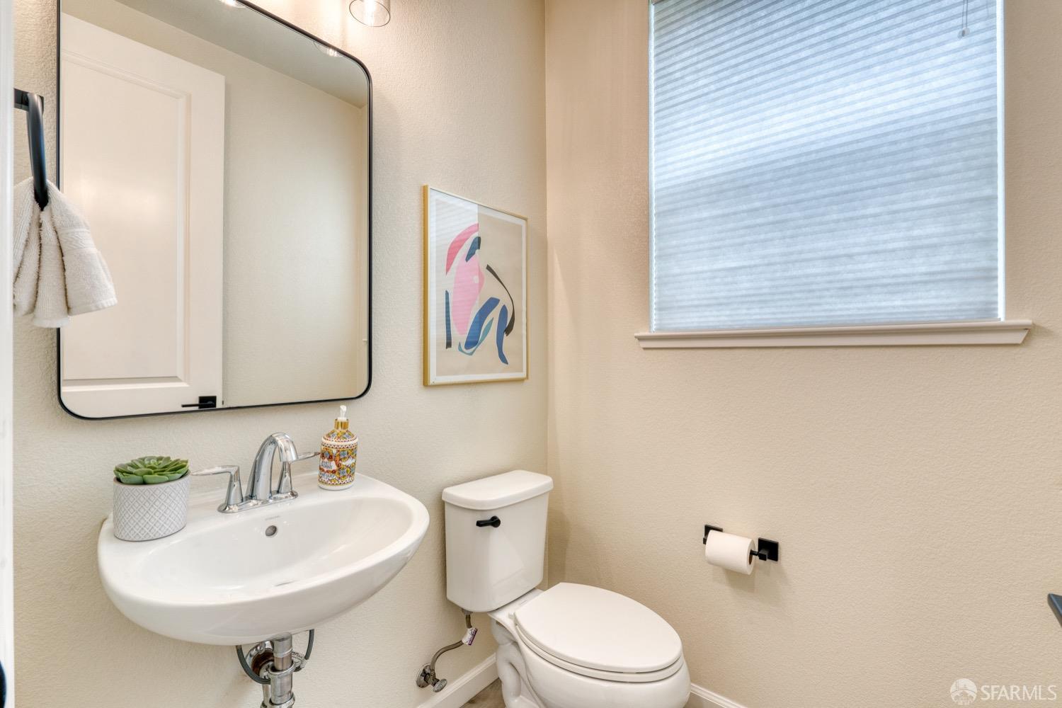 Detail Gallery Image 21 of 39 For 316 F St, Colma,  CA 94014 - 2 Beds | 2/1 Baths