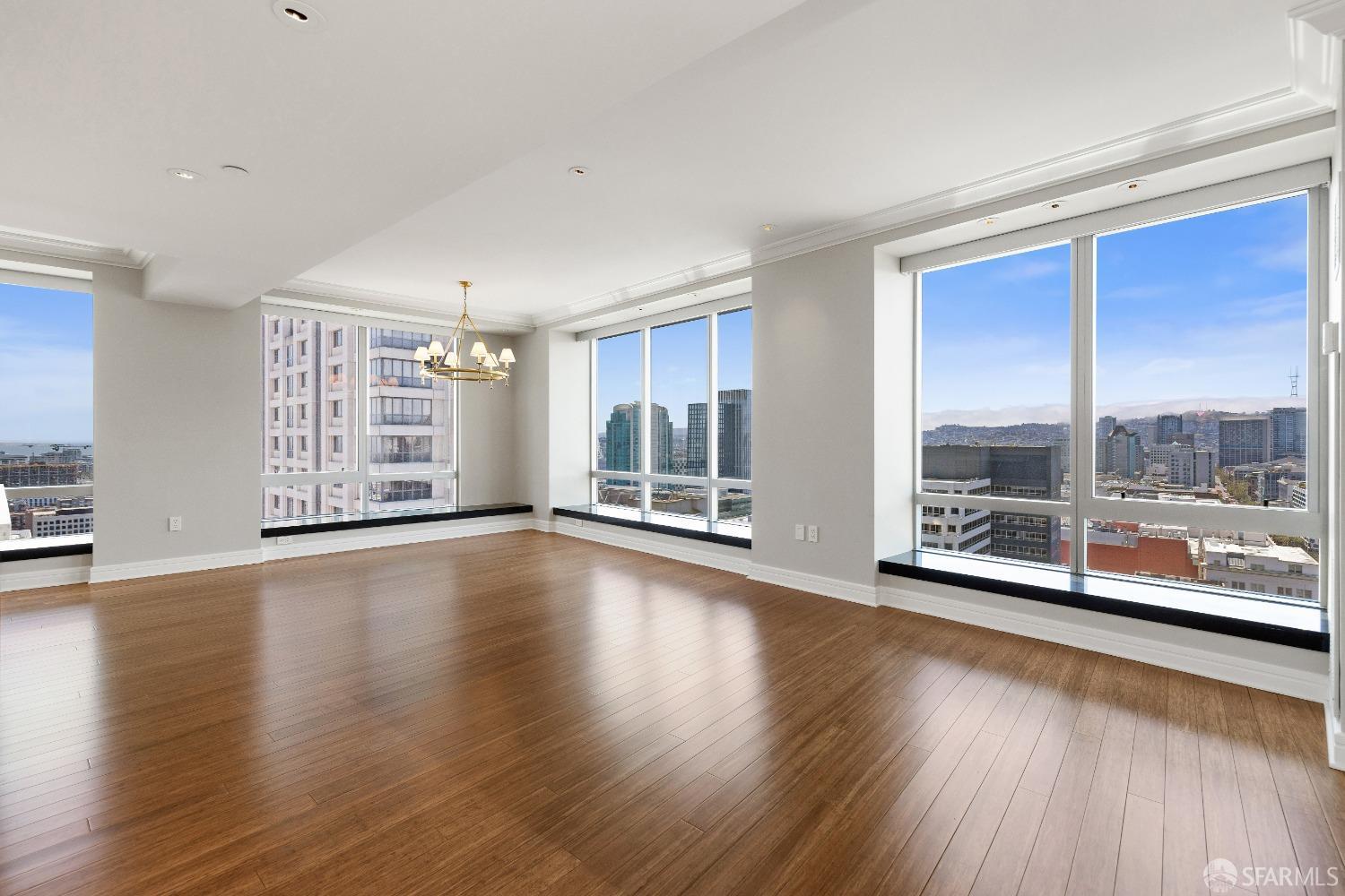 Detail Gallery Image 1 of 38 For 765 Market St 25g,  San Francisco,  CA 94103 - 2 Beds | 2/1 Baths