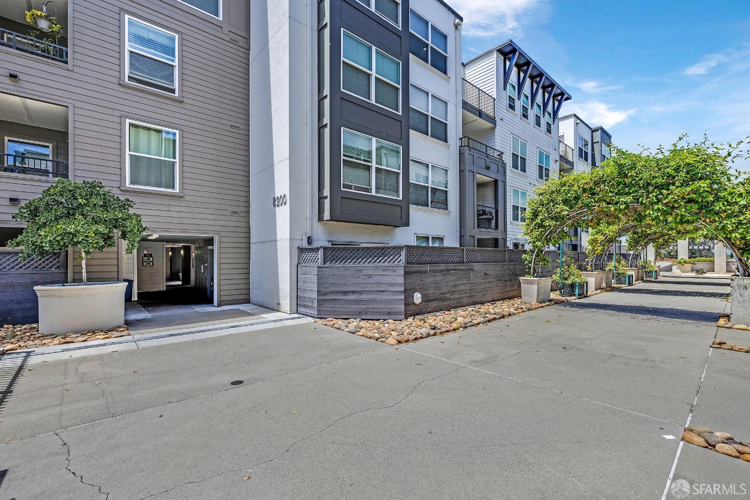 Detail Gallery Image 40 of 43 For 8200 Oceanview Ter #415,  San Francisco,  CA 94132 - 2 Beds | 2 Baths