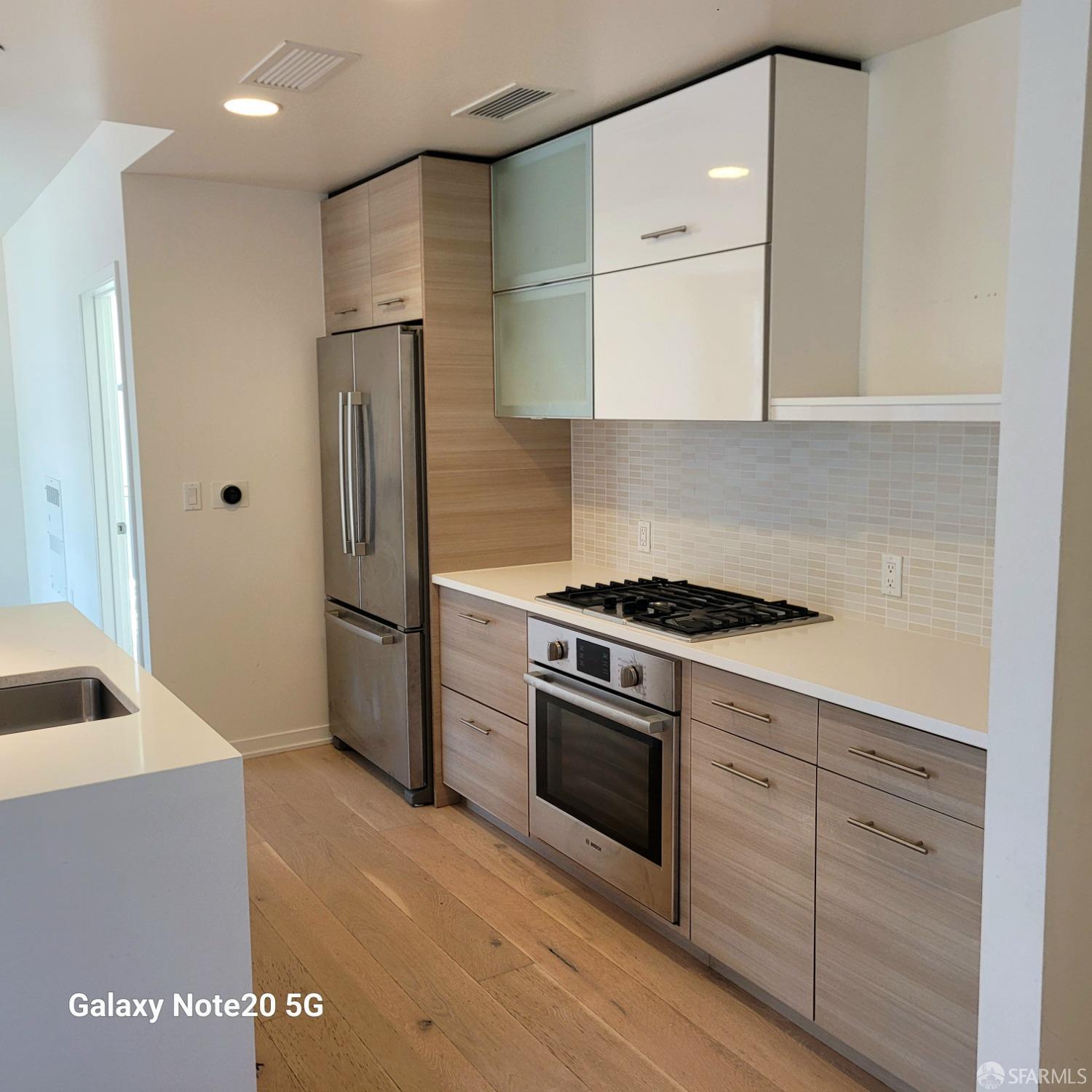 Detail Gallery Image 22 of 52 For 451 Donahue St #401,  San Francisco,  CA 94124 - 2 Beds | 2 Baths