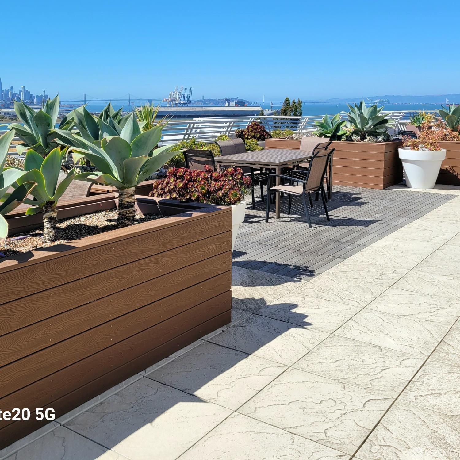 Detail Gallery Image 8 of 52 For 451 Donahue St #401,  San Francisco,  CA 94124 - 2 Beds | 2 Baths