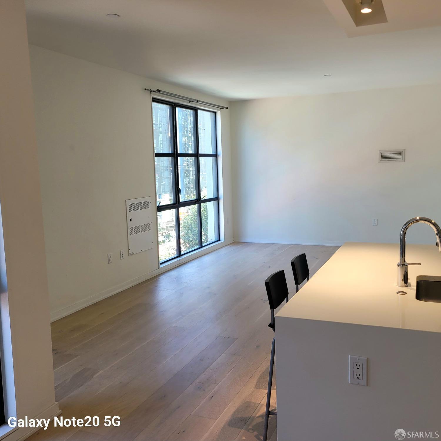 Detail Gallery Image 21 of 52 For 451 Donahue St #401,  San Francisco,  CA 94124 - 2 Beds | 2 Baths