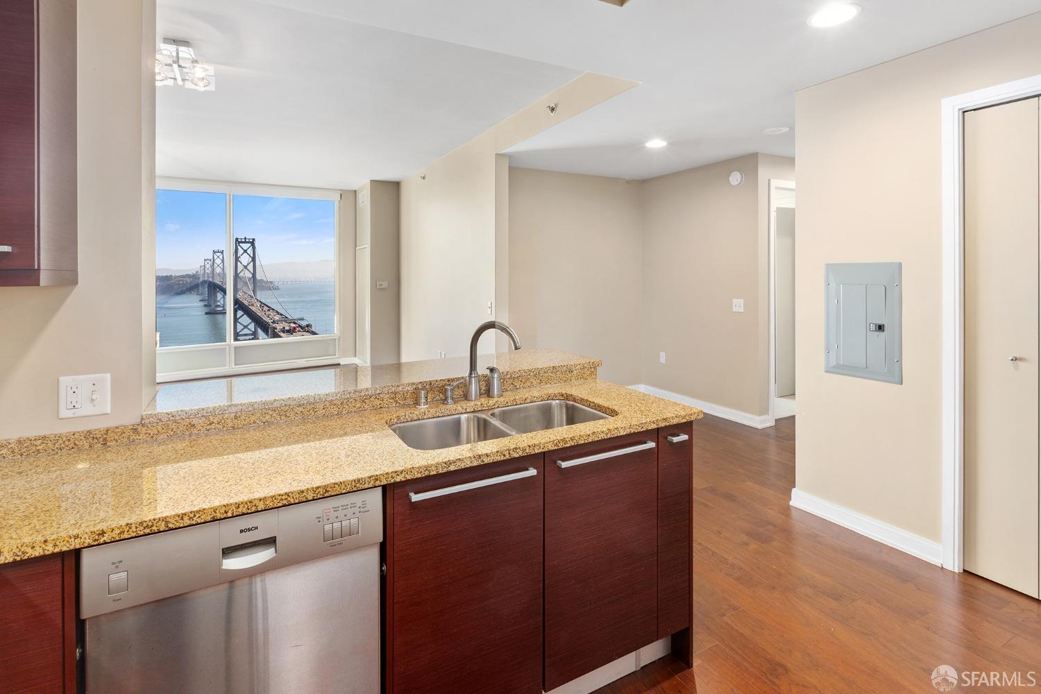 Detail Gallery Image 8 of 41 For 425 1st St #2501,  San Francisco,  CA 94105 - 1 Beds | 1 Baths