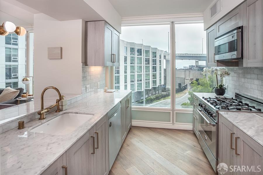 Detail Gallery Image 5 of 42 For 401 Harrison St 5f-L,  San Francisco,  CA 94105 - 2 Beds | 2 Baths