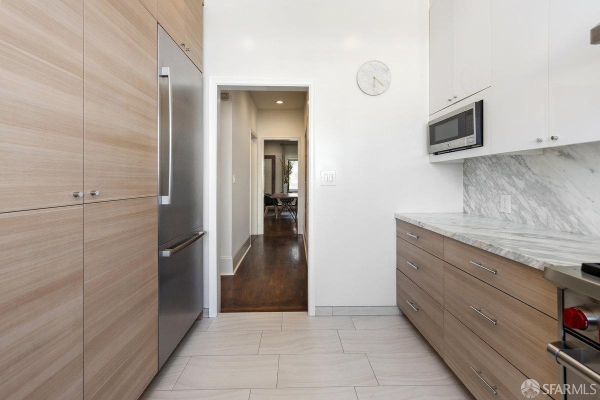 Detail Gallery Image 16 of 35 For 1022 Powell St #1,  San Francisco,  CA 94108 - 2 Beds | 1/1 Baths