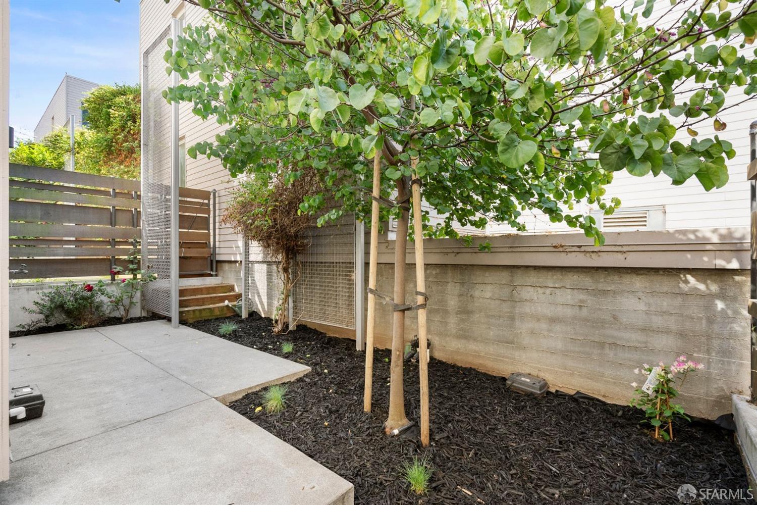 Detail Gallery Image 30 of 41 For 124 Avocet Way, San Francisco,  CA 94124 - 3 Beds | 2/1 Baths