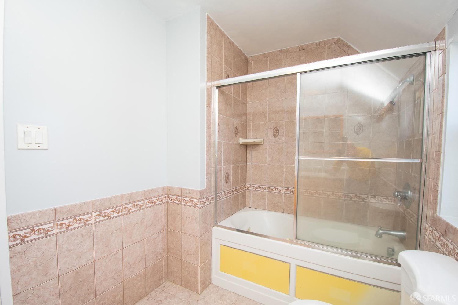 Detail Gallery Image 5 of 9 For 1112 Harrison St #B,  San Francisco,  CA 94103 - 2 Beds | 1 Baths