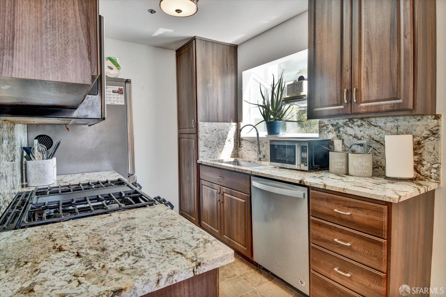 Detail Gallery Image 17 of 22 For 1020 San Gabriel Cir #447,  Daly City,  CA 94014 - 2 Beds | 2 Baths