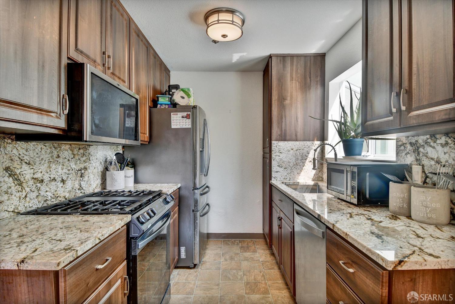 Detail Gallery Image 18 of 22 For 1020 San Gabriel Cir #447,  Daly City,  CA 94014 - 2 Beds | 2 Baths