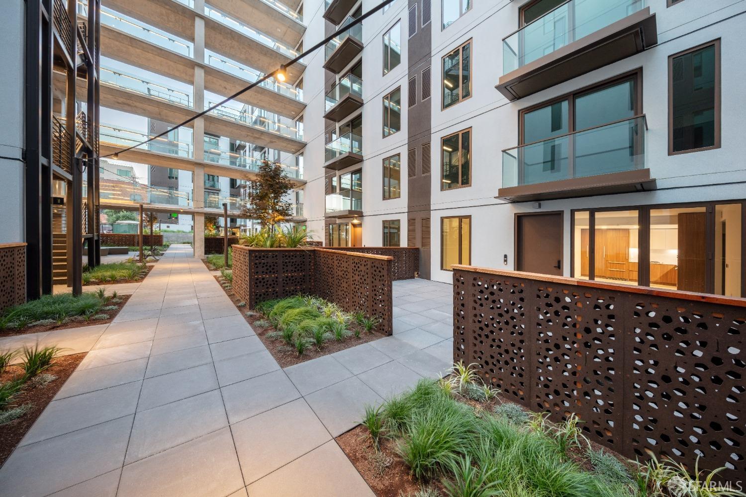 Detail Gallery Image 20 of 28 For 2177 3rd St #521,  San Francisco,  CA 94107 - 3 Beds | 2 Baths