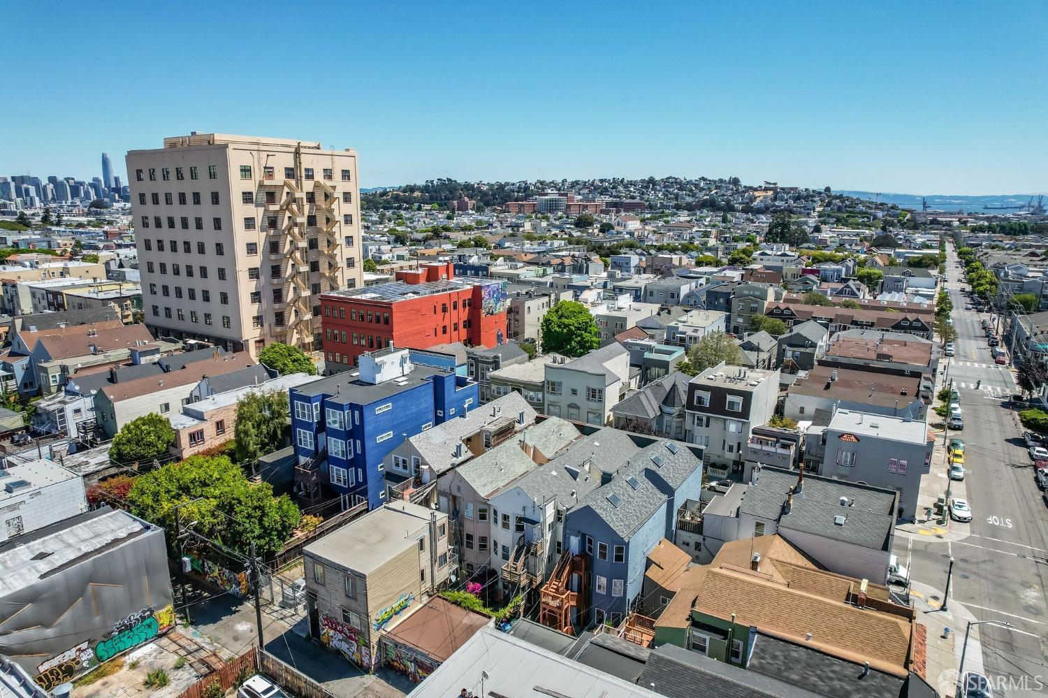 Detail Gallery Image 35 of 43 For 1086 Capp St, San Francisco,  CA 94110 - 3 Beds | 1/1 Baths