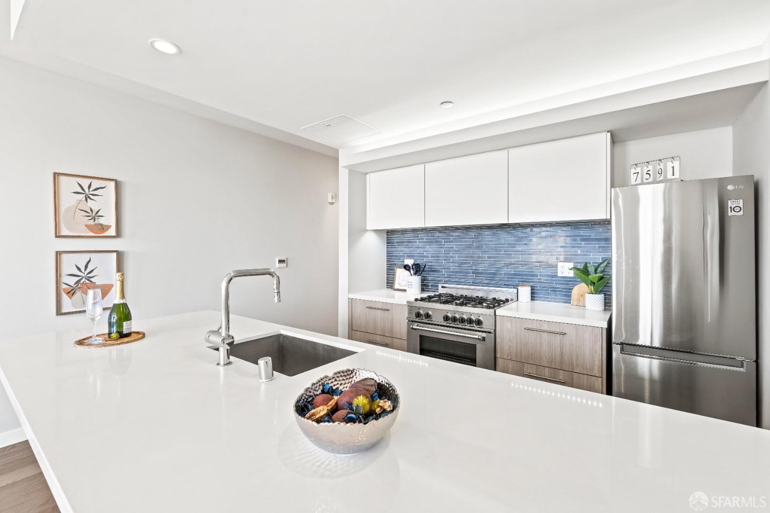 Detail Gallery Image 6 of 43 For 1515 15th St #403,  San Francisco,  CA 94103 - 1 Beds | 1 Baths