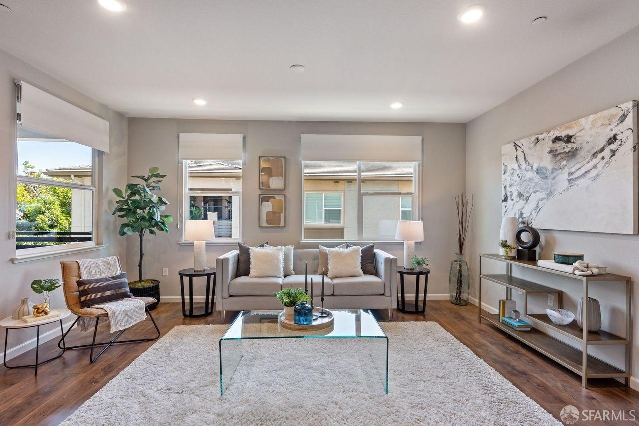 Detail Gallery Image 1 of 1 For 1130 Karby Ter #304,  Sunnyvale,  CA 94089 - 2 Beds | 2 Baths