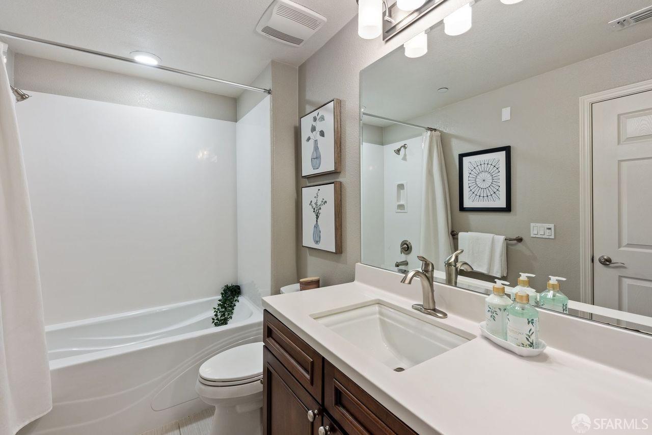 Detail Gallery Image 22 of 53 For 1130 Karby Ter #304,  Sunnyvale,  CA 94089 - 2 Beds | 2 Baths