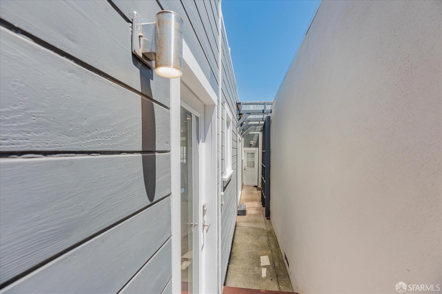 Detail Gallery Image 28 of 33 For 165 Linden Ave, San Bruno,  CA 94066 - 2 Beds | 2 Baths