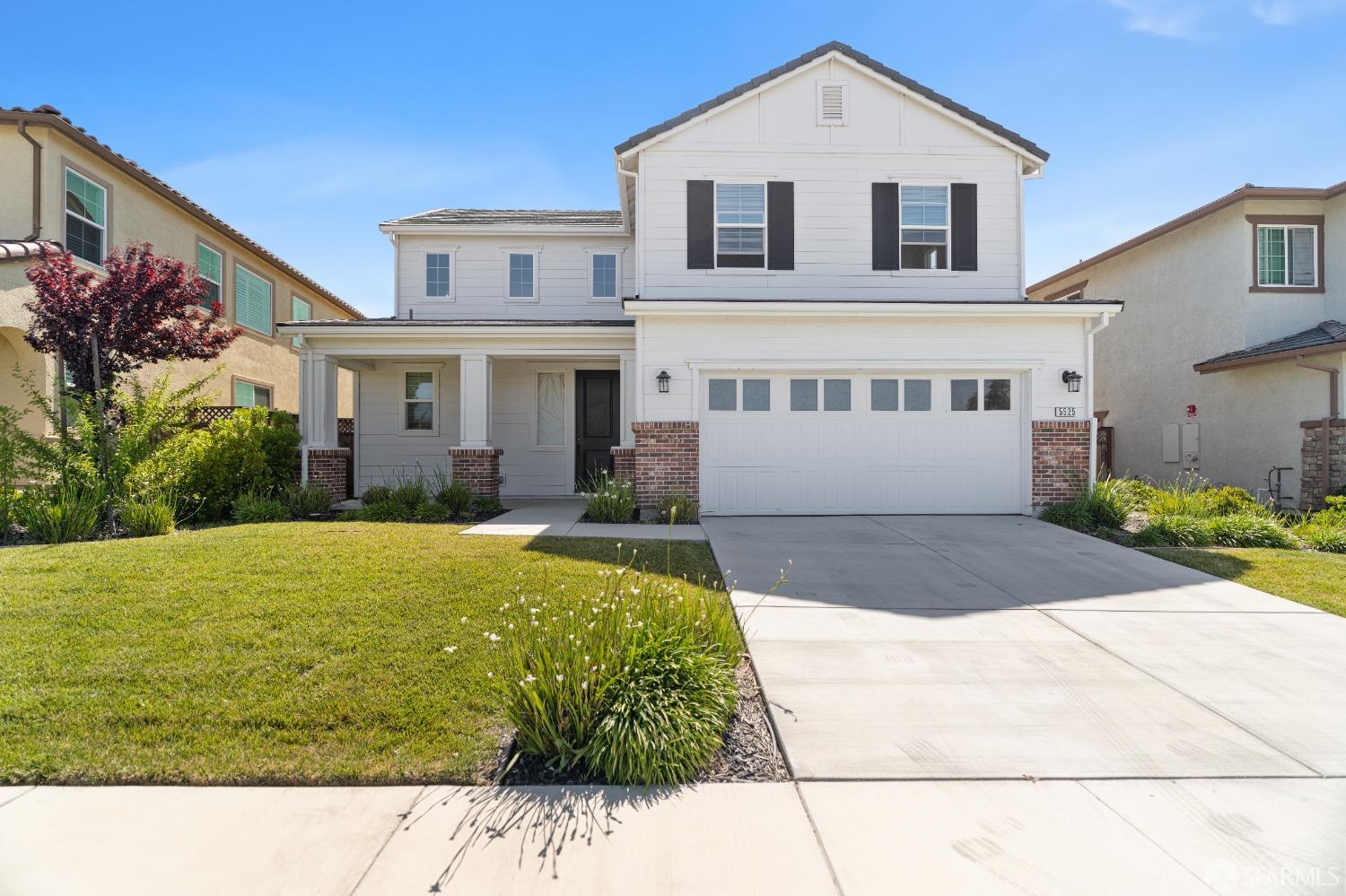 Detail Gallery Image 1 of 1 For 5525 Sierra Trail Way, Antioch,  CA 94531 - 4 Beds | 3/1 Baths