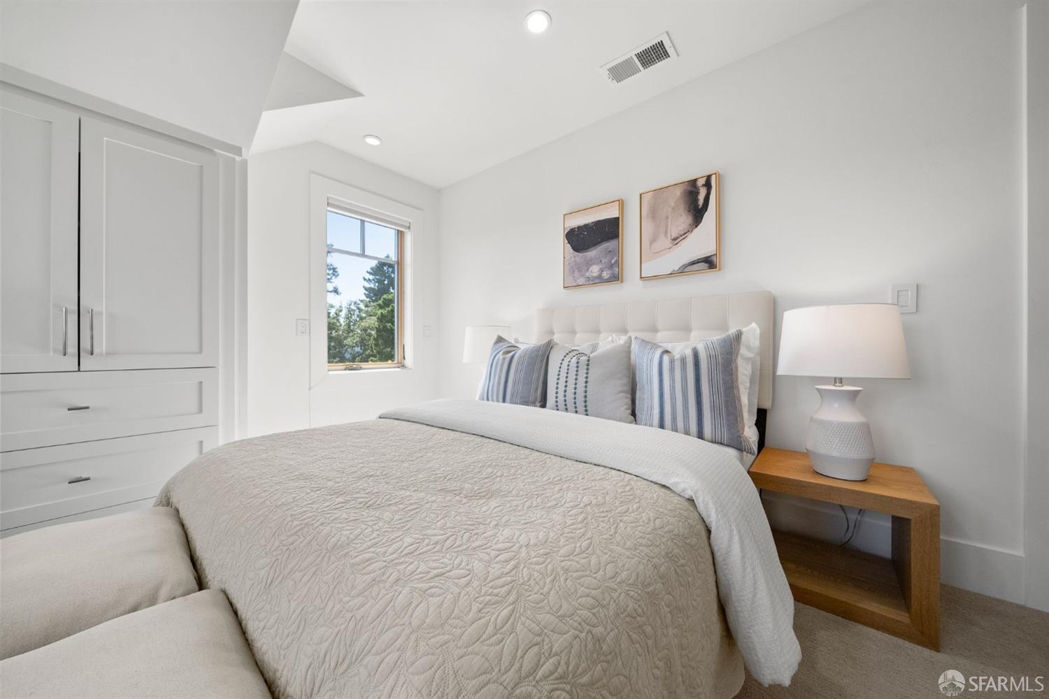 Detail Gallery Image 22 of 42 For 1808 Miller Ave, Belmont,  CA 94002 - 4 Beds | 3/1 Baths