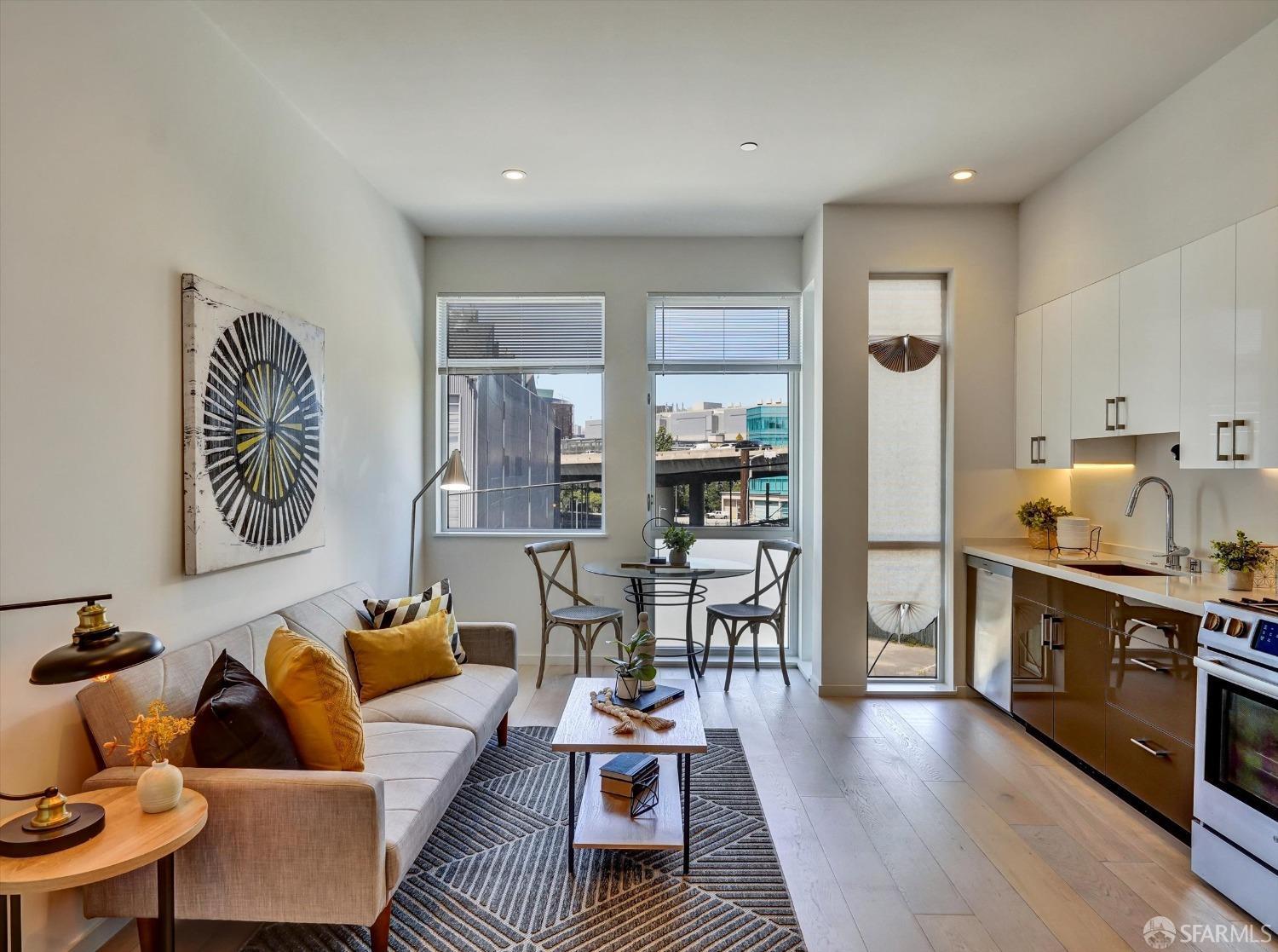 Detail Gallery Image 9 of 27 For 1001 17th St #302,  San Francisco,  CA 94107 - 1 Beds | 1 Baths