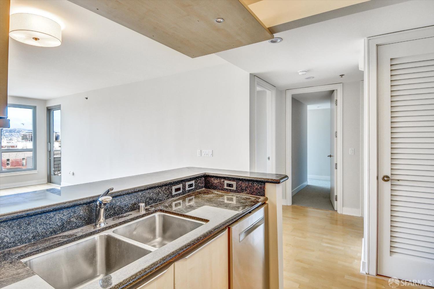 Detail Gallery Image 18 of 45 For 229 Brannan St 10g,  San Francisco,  CA 94107 - 2 Beds | 2 Baths