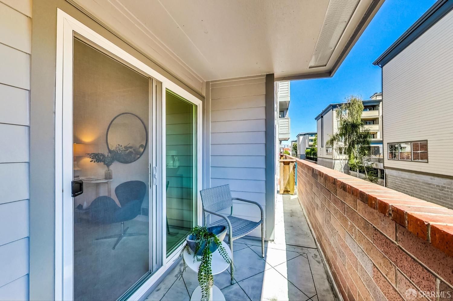 Detail Gallery Image 22 of 34 For 6400 Christie Ave #5119,  Emeryville,  CA 94608 - 1 Beds | 1 Baths