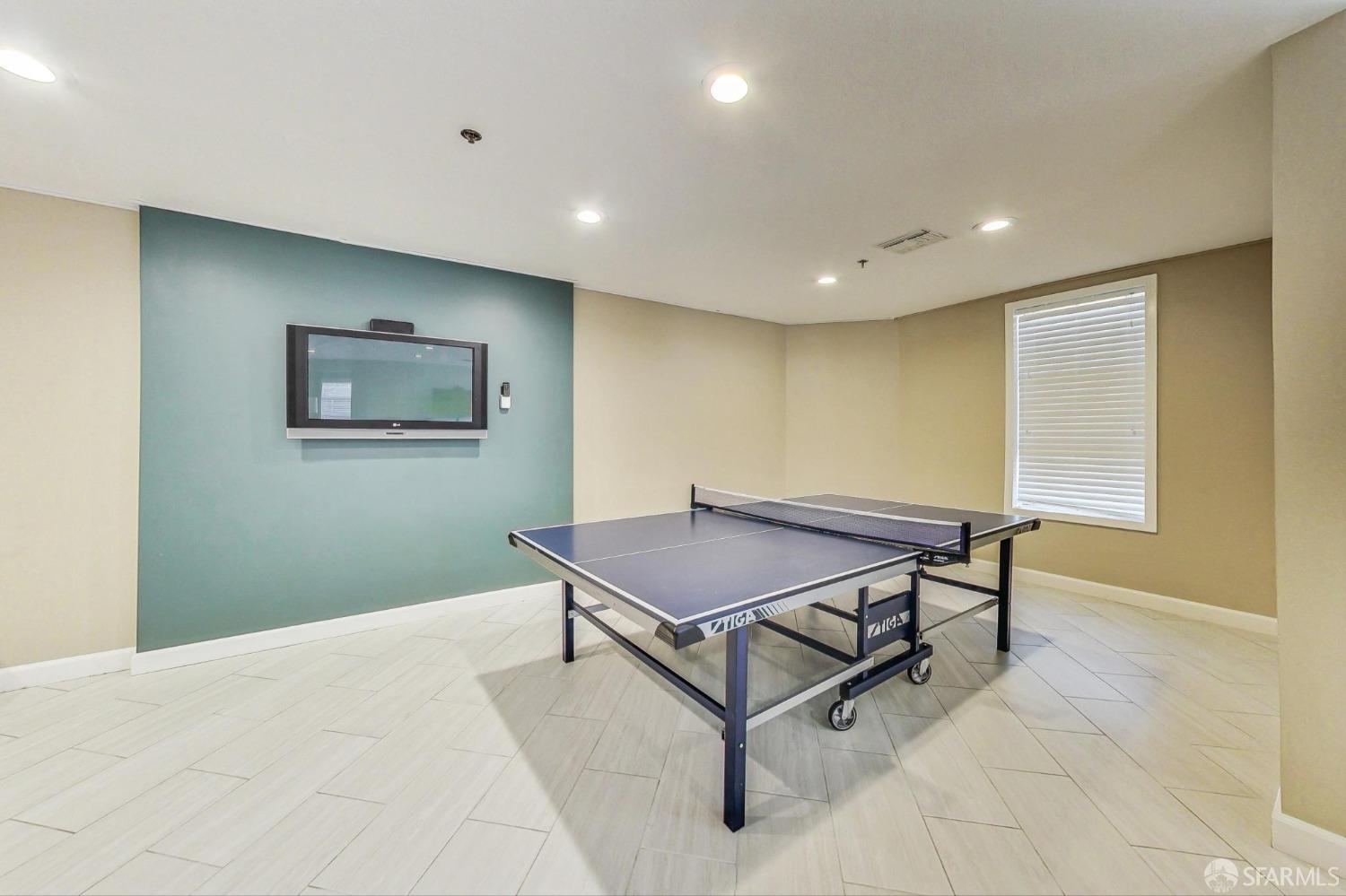 Detail Gallery Image 26 of 34 For 6400 Christie Ave #5119,  Emeryville,  CA 94608 - 1 Beds | 1 Baths