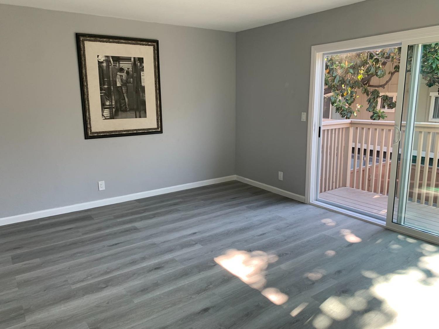 Mission Drive, East Palo Alto, California image 14