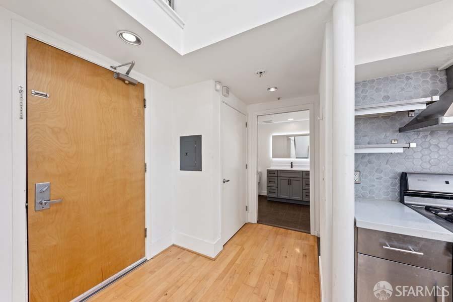 Detail Gallery Image 10 of 33 For 250 Clara St #10,  San Francisco,  CA 94107 - 2 Beds | 1 Baths