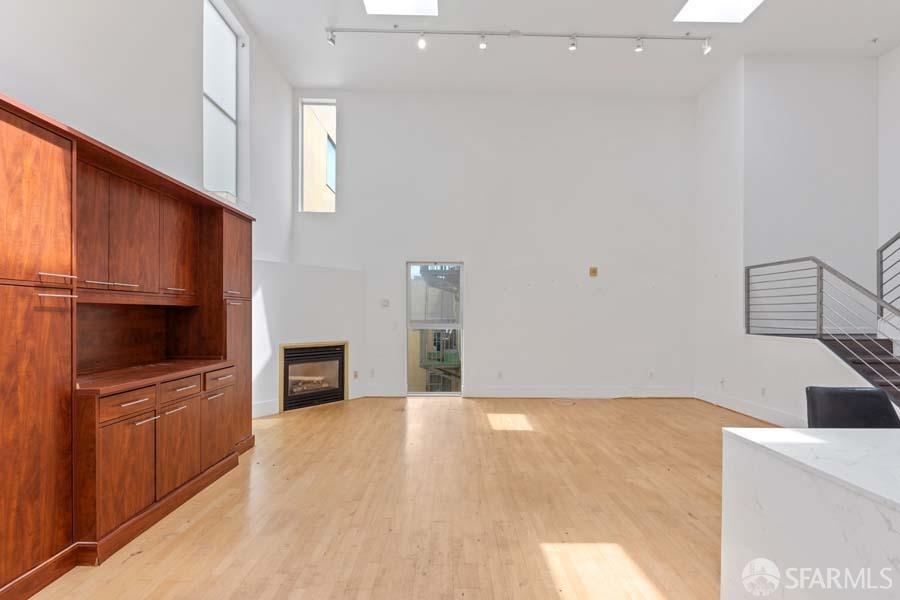 Detail Gallery Image 6 of 33 For 250 Clara St #10,  San Francisco,  CA 94107 - 2 Beds | 1 Baths