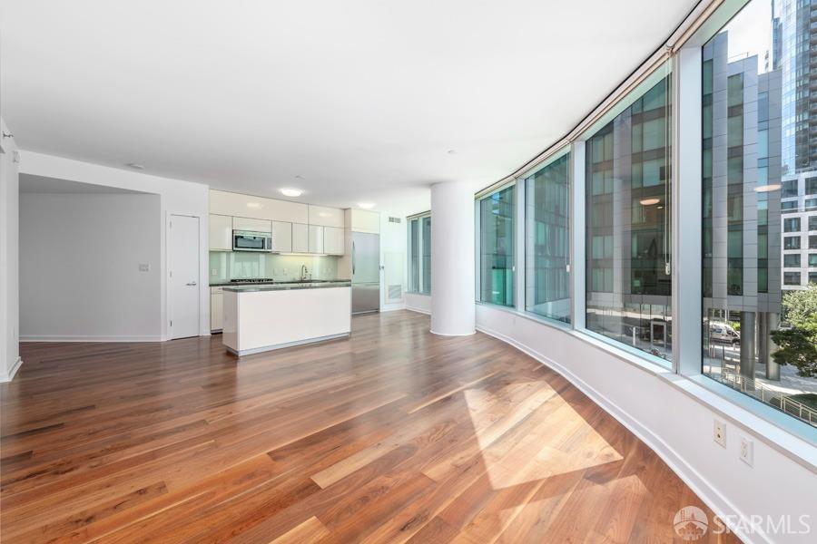 Detail Gallery Image 1 of 1 For 338 Spear St 5j,  San Francisco,  CA 94105 - 1 Beds | 1 Baths