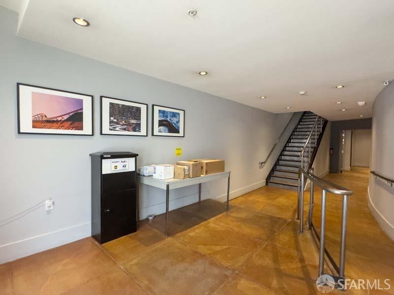 Detail Gallery Image 30 of 33 For 250 Clara St #10,  San Francisco,  CA 94107 - 2 Beds | 1 Baths