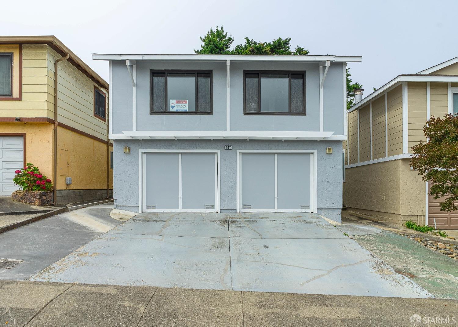 Detail Gallery Image 1 of 1 For 107 Lycett Cir, Daly City,  CA 94015 - 3 Beds | 2 Baths